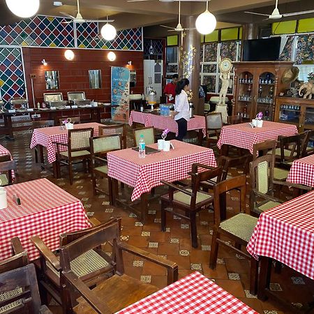 班加罗尔金莲花精品套房酒店 外观 照片
